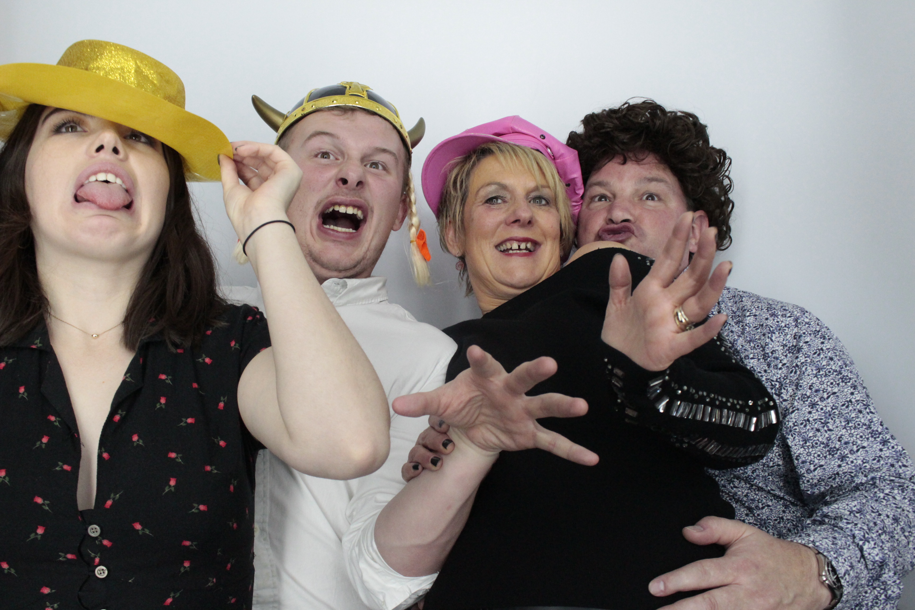 Dorothy's 90th Birthday | View more photos from the event at gallery.myphotoboothexperience.co.uk/u/MyPhotoBoothExperienceLtd/Dorothys-90th-Birthday